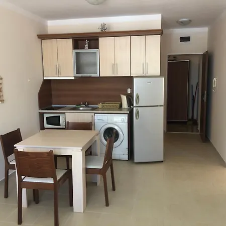 Aparthotel Mm Complex 2*
