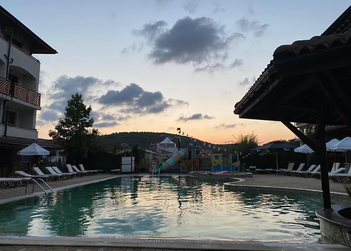 Mm Complex פרימורסקו