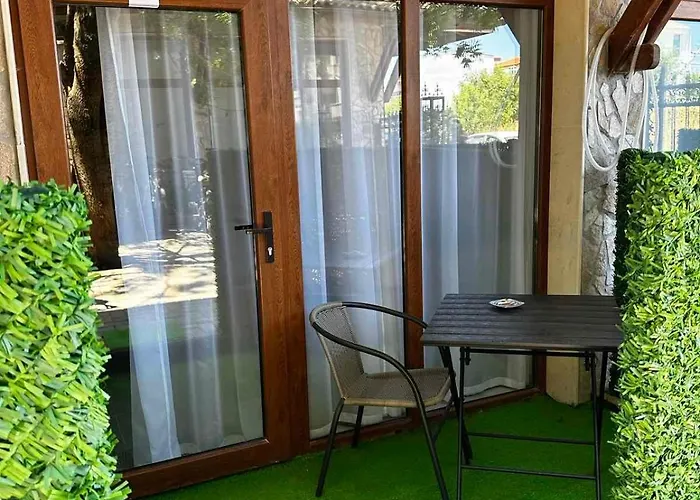 מלון דירות Mm Complex פרימורסקו