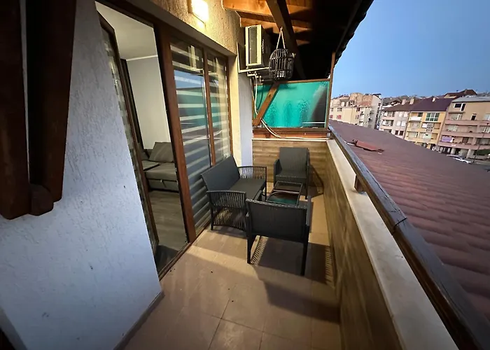 Mm Complex מלון דירות 4*