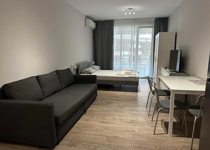 Mm Complex 4* פרימורסקו